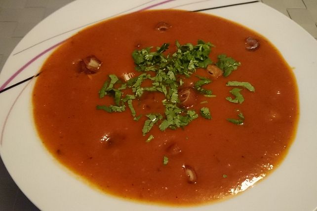 Orientalische Kürbissuppe mit Kichererbsen von kittypimps| Chefkoch