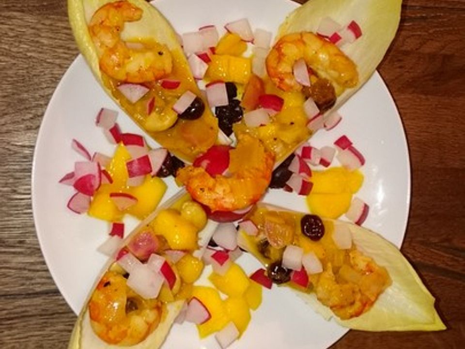 Chicorée Schiffchen mit Mango, Shrimps, Cashews, Cranberries Cocktail ...