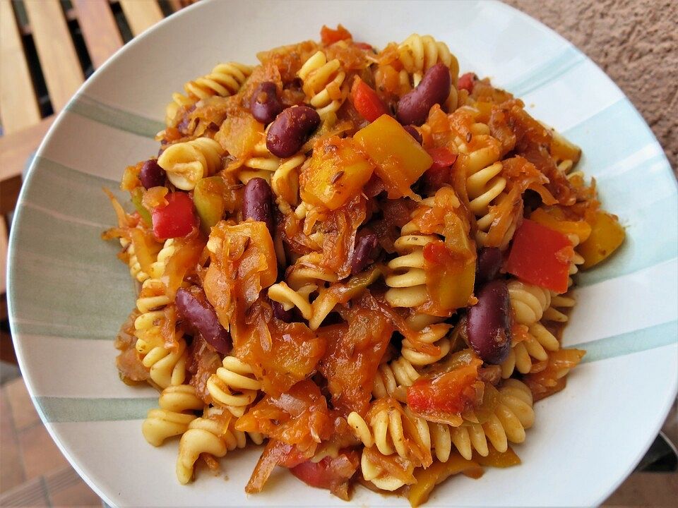 Fusilli-Paprika-Sauerkraut-Topf mit Kidneybohnen von McMoe| Chefkoch