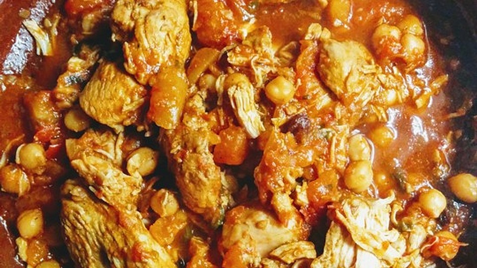 Hühnchen mit Kichererbsen in Tomaten aus der Tajine von CHX