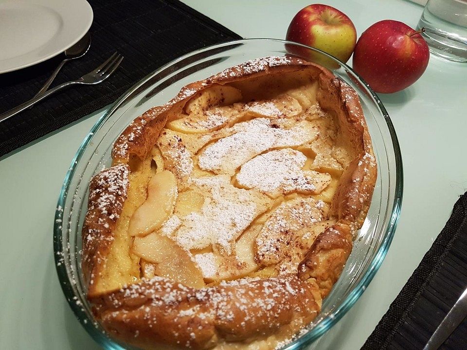 Apfel-Pfannkuchen aus dem Backofen von karinwurst | Chefkoch
