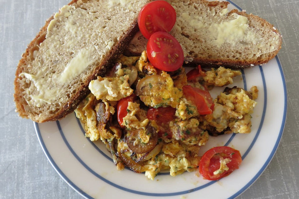 Pilz-Omelette mit Gouda und Tomaten