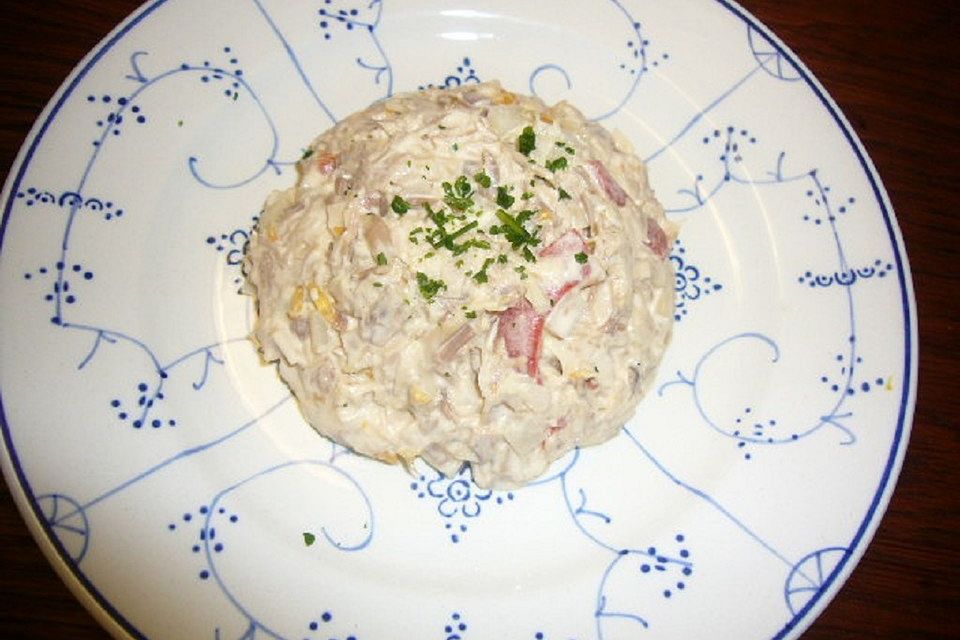 Hühnersalat mit Pfirsich und Paprika