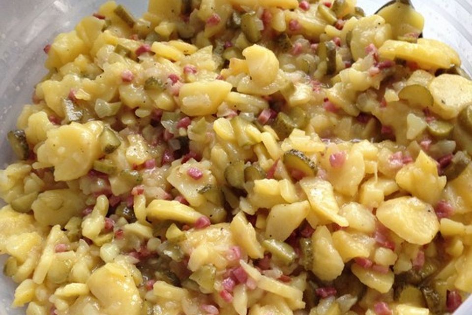 Kartoffelsalat mit Speck