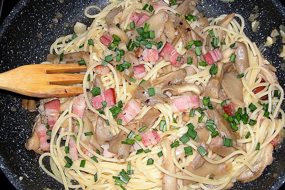 Spaghetti mit Austernpilzen