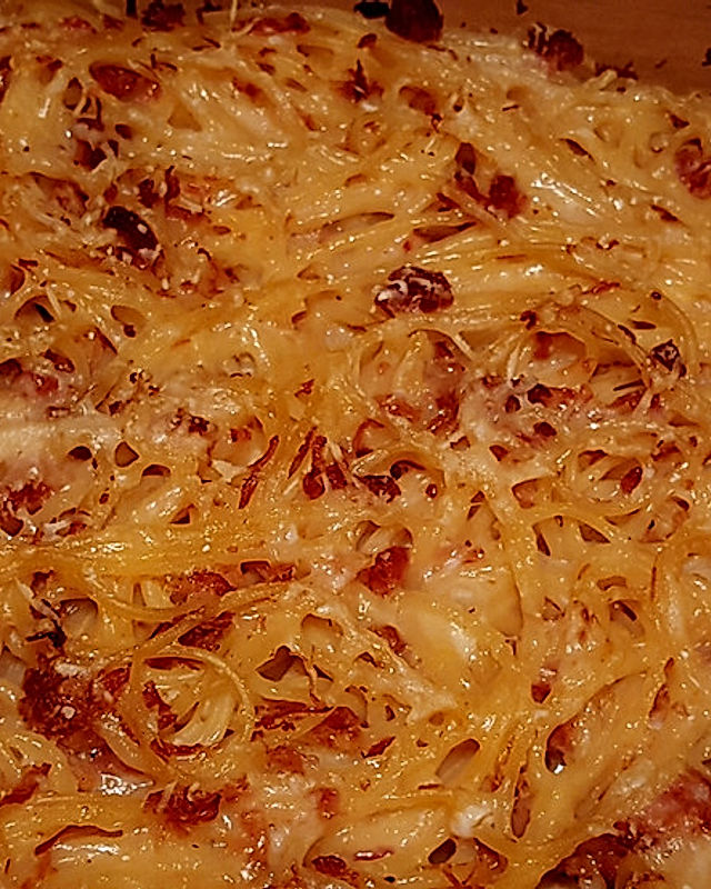 Herzhafte Spaghetti aus dem Ofen