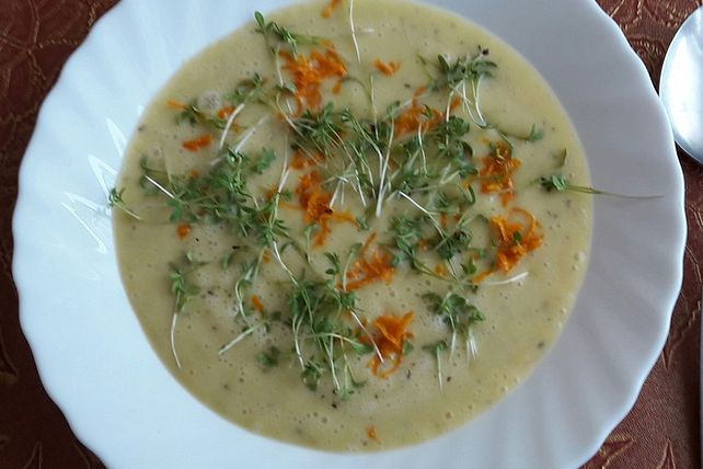 Kartoffel-Kräuter-Suppe von Küchenfee_zaubert_leckeres| Chefkoch