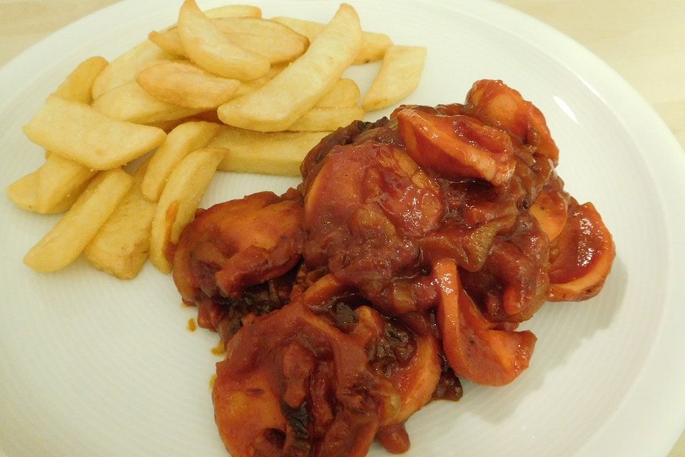 Currywurst-Pfanne nach Pfälzer Art Currywurst-Pfanne nach Pfälzer Art
