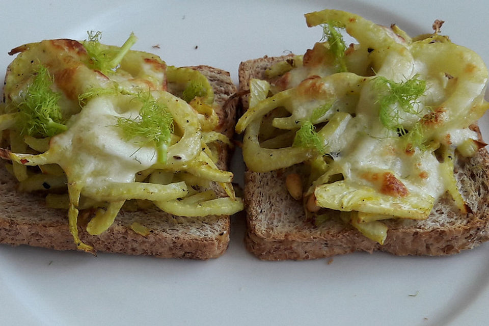 Fenchel-Mozzarella-Toast aus dem Philips Airfryer