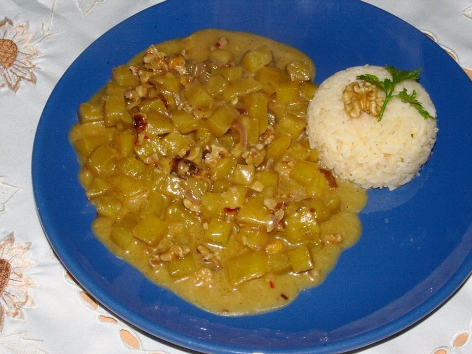 Süß-scharfe Gelbe Bete mit Walnüssen von Tatunca| Chefkoch