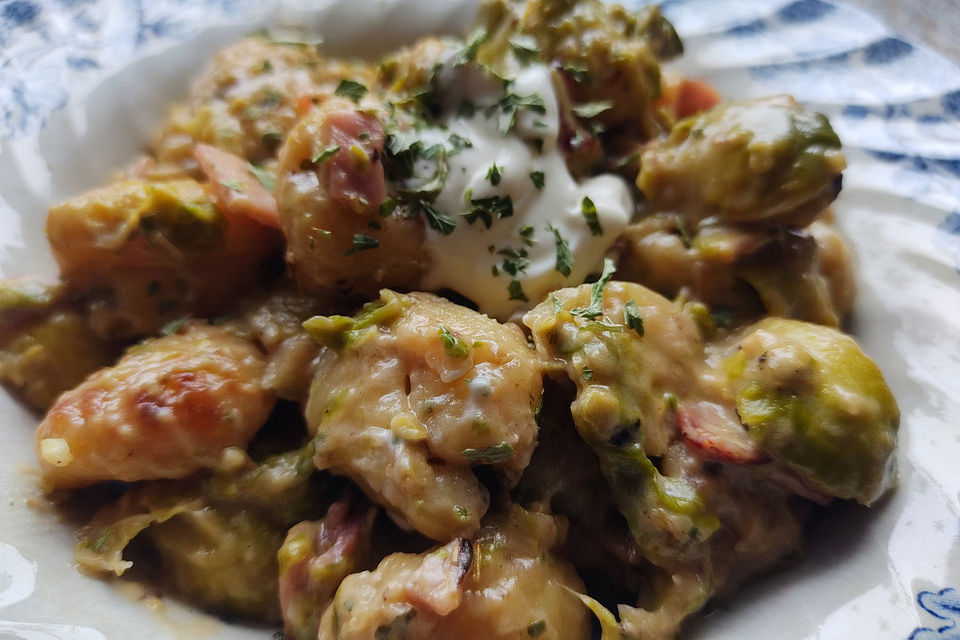 Rosenkohl-Gnocchi-Pfanne Rosenkohl-Gnocchi-Pfanne