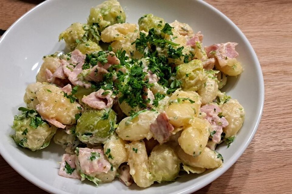 Rosenkohl-Gnocchi-Pfanne Rosenkohl-Gnocchi-Pfanne