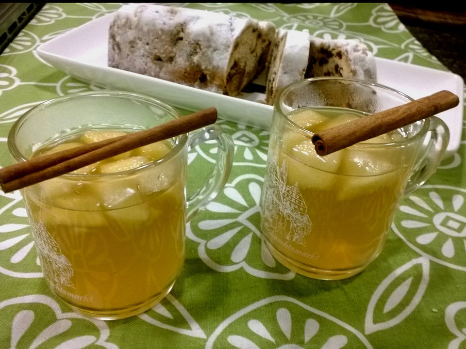 Fruchtiger Glühwein mit Calvados von Watzfrau| Chefkoch