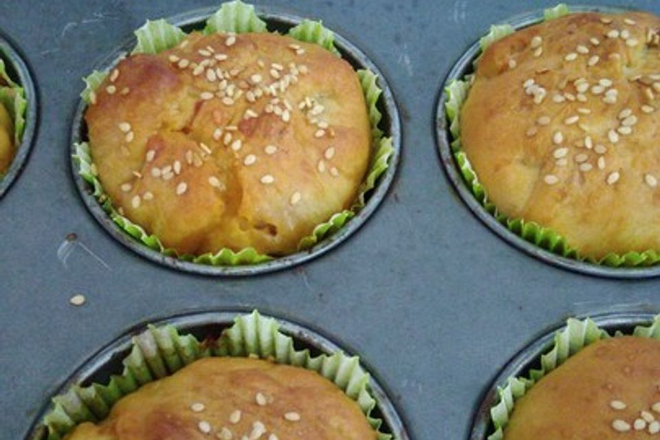 Cheese-Burger-Muffins