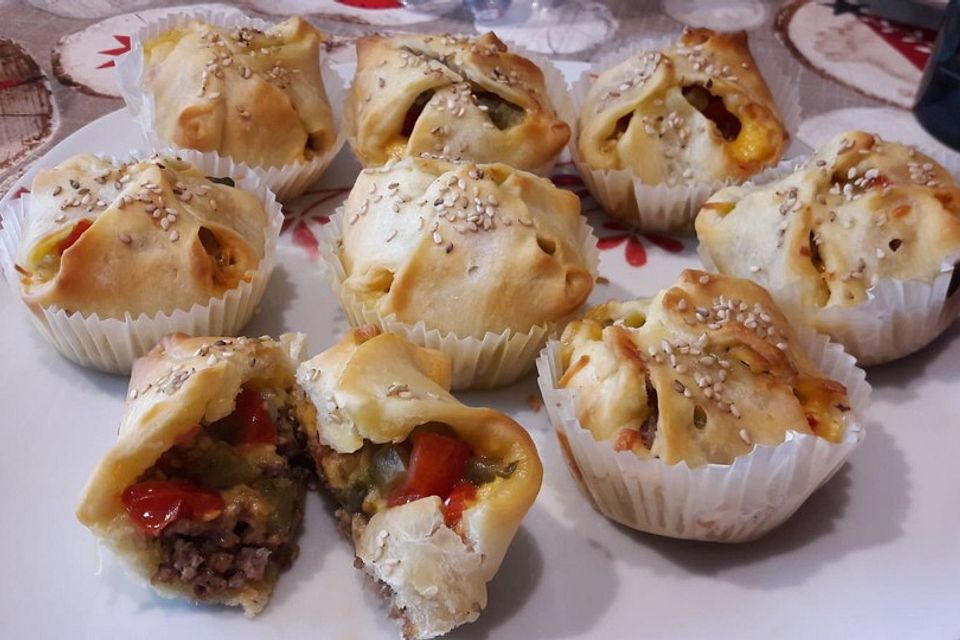 Cheese-Burger-Muffins