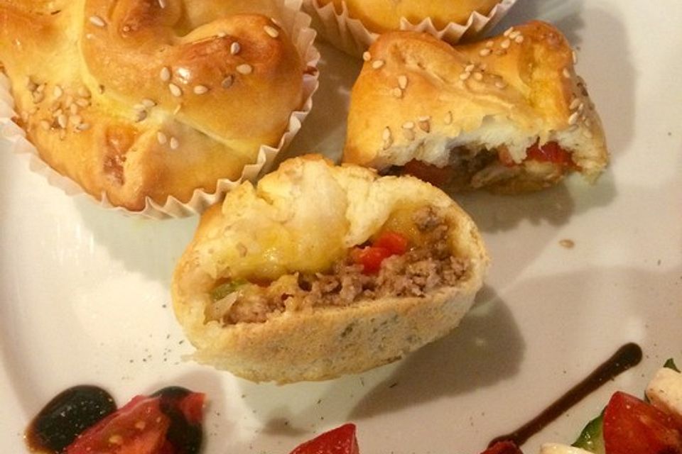 Cheese-Burger-Muffins