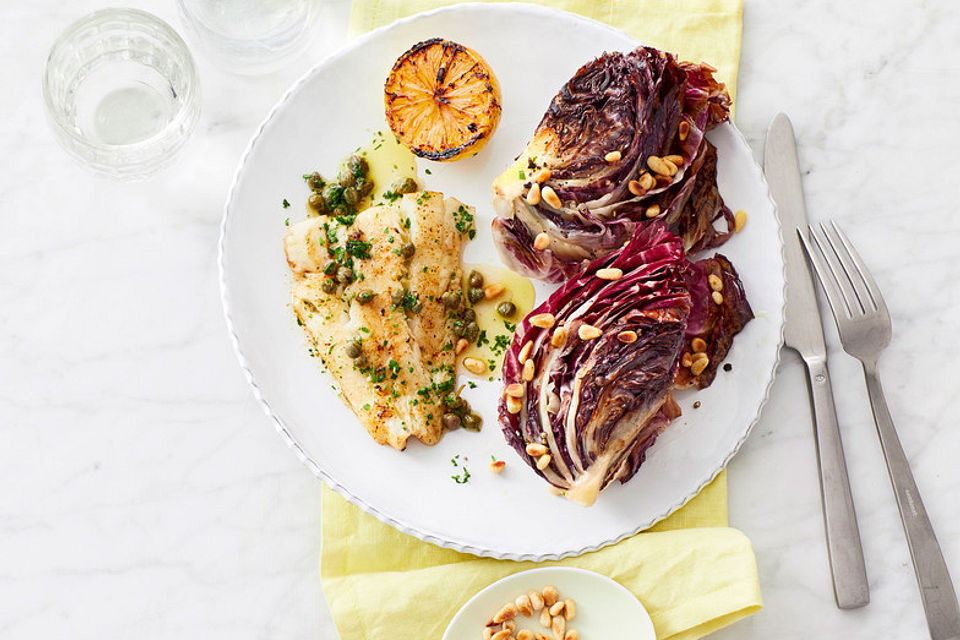 Gebratener Radicchio mit Pinienkernen