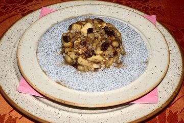 Bratapfelkompott mit Vanille-Chia-Pudding