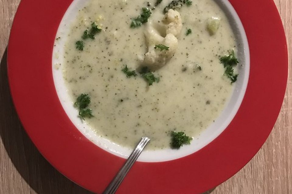 Brokkoli-Blumenkohl-Suppe