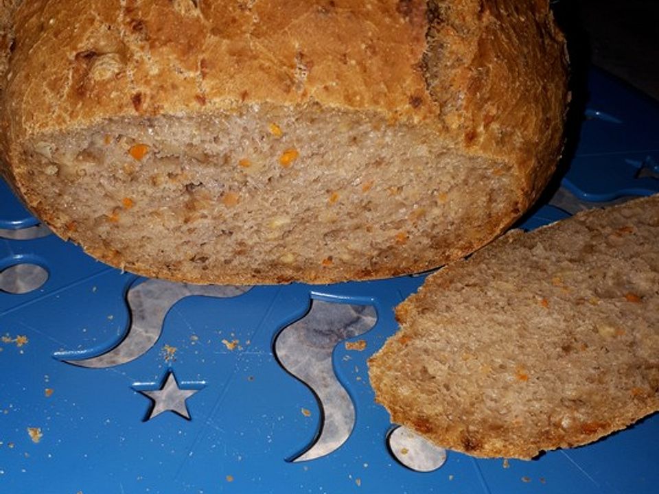 Möhren-Walnuss-Brot mit Dinkelvollkornmehl von voyaga81| Chefkoch