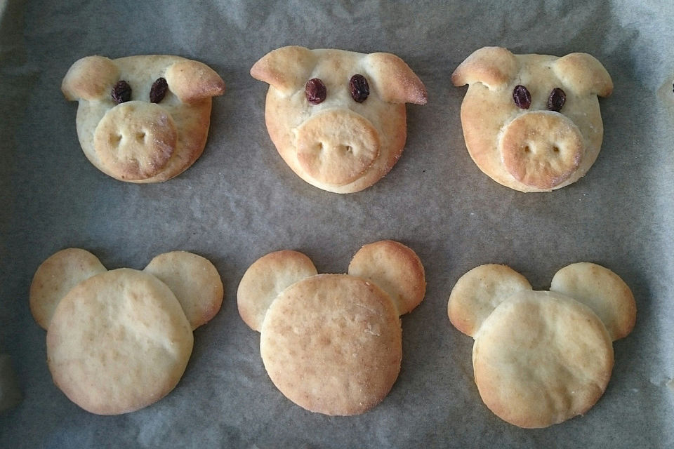 Schweinchen Dick   -  oder einfach leckere Quarkbrötchen