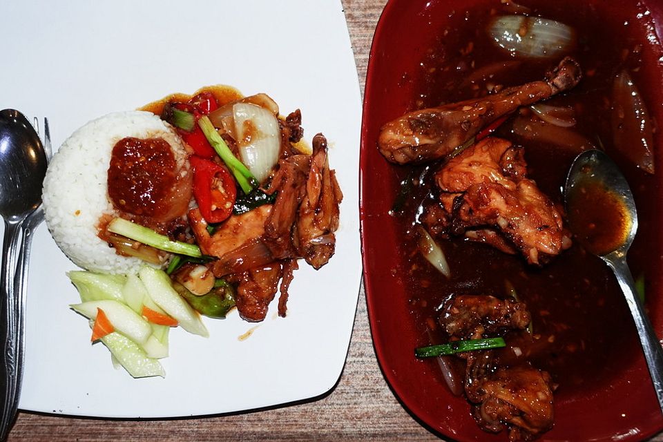 Ayam asam manis ala Raja Lombok