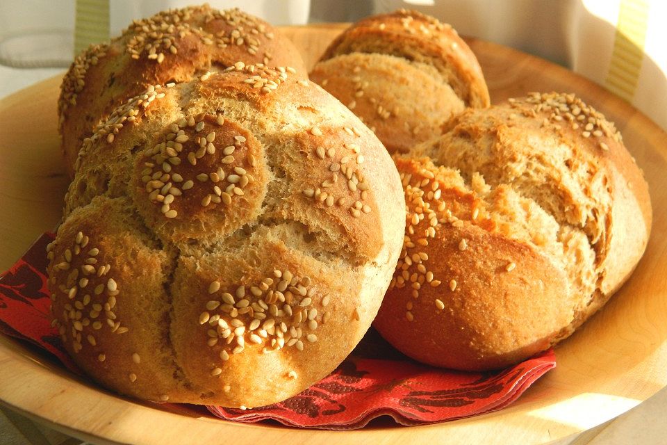 Brot und Brötchen mit Dinkel und Weizen