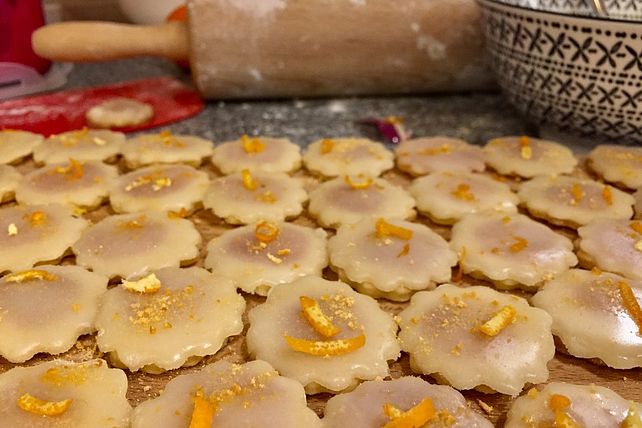 Orangen-Marzipan-Plätzchen von ami_| Chefkoch