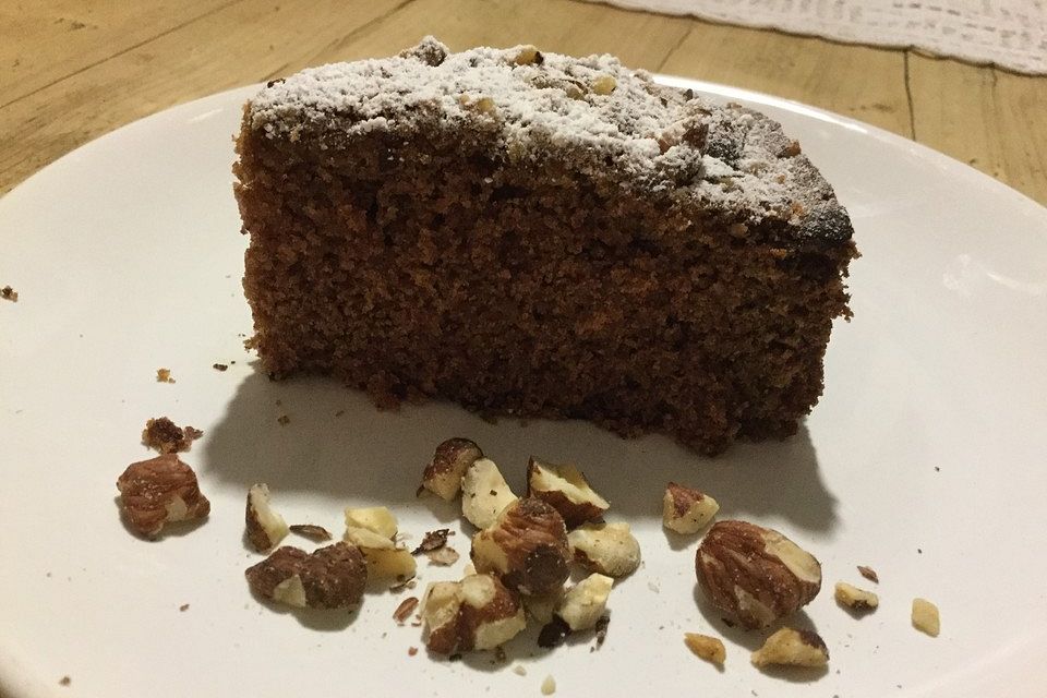 Urmelis Gewürzkuchen mit Apfelmus und Rumrosinen