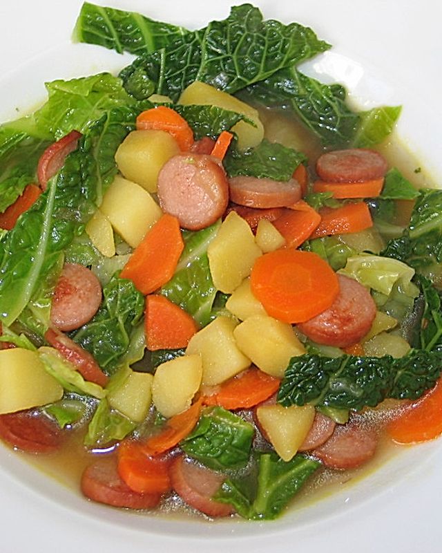 Kartoffel-Möhren-Suppe mit Grünkohl