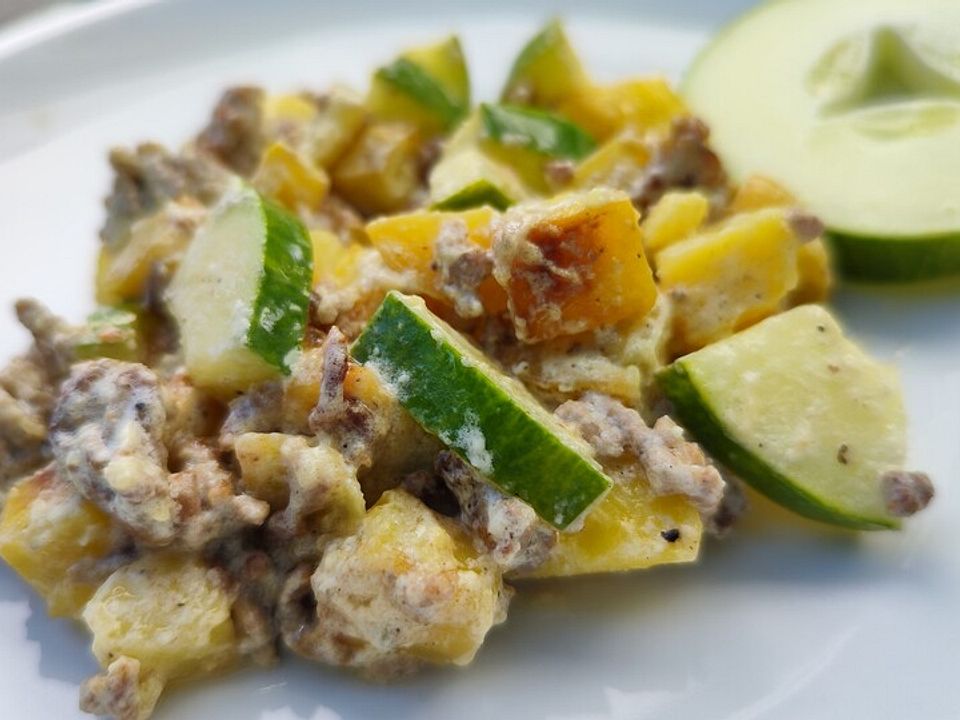 Gurke-Kartoffel-Hackfleisch-Pfanne von Sommerklara| Chefkoch Gurke-Kartoffel-Hackfleisch-Pfanne von Sommerklara| Chefkoch