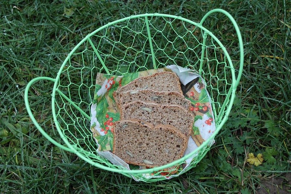 Kamut-Kichererbsen-Sonnenblumen-Kürbiskern-Vollkornbrot