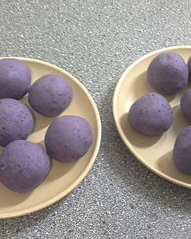 Violette Kartoffelknödel deluxe