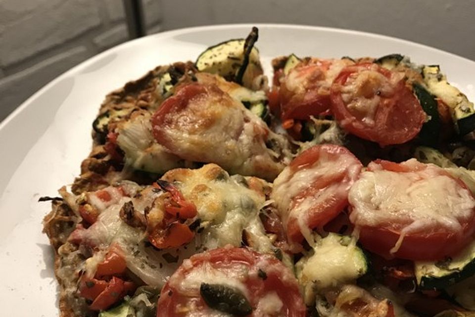 Low Carb Pizza mit Thunfischboden aus dem Airfryer