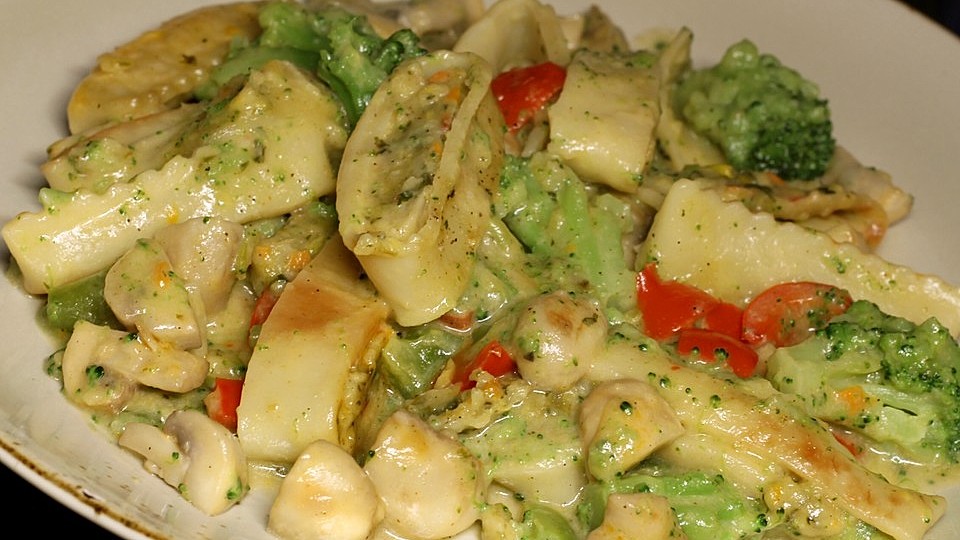 Maultaschen Gebraten Mit Gemuse Von Derhovo Chefkoch 