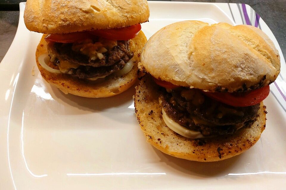 Fein gewürzte Burger Patties "Fiefhusen-Style"