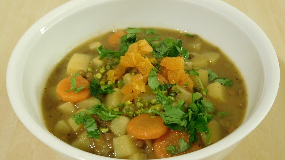 Ofeneintopf mit Linsen und Kartoffeln von McMoe Ofeneintopf mit Linsen und Kartoffeln von McMoe