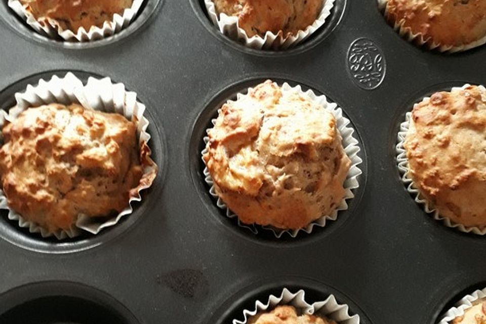 Bananen-Haferflocken-Apfelmus-Muffins für Kleinkinder