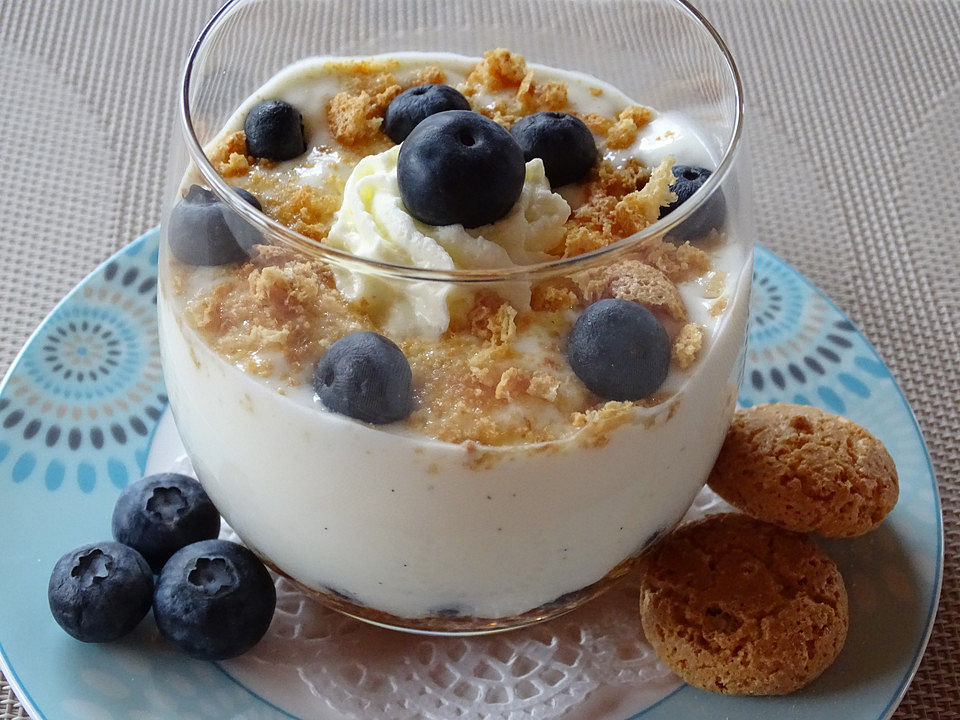 Joghurt-Quark-Dessert mit frischen Heidelbeeren von Anaid55| Chefkoch