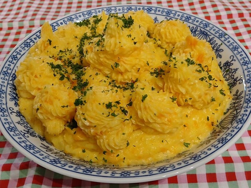Buntes Kartoffelpüree mit Sellerie, Möhren, Lauch und Lorbeer von ny ...