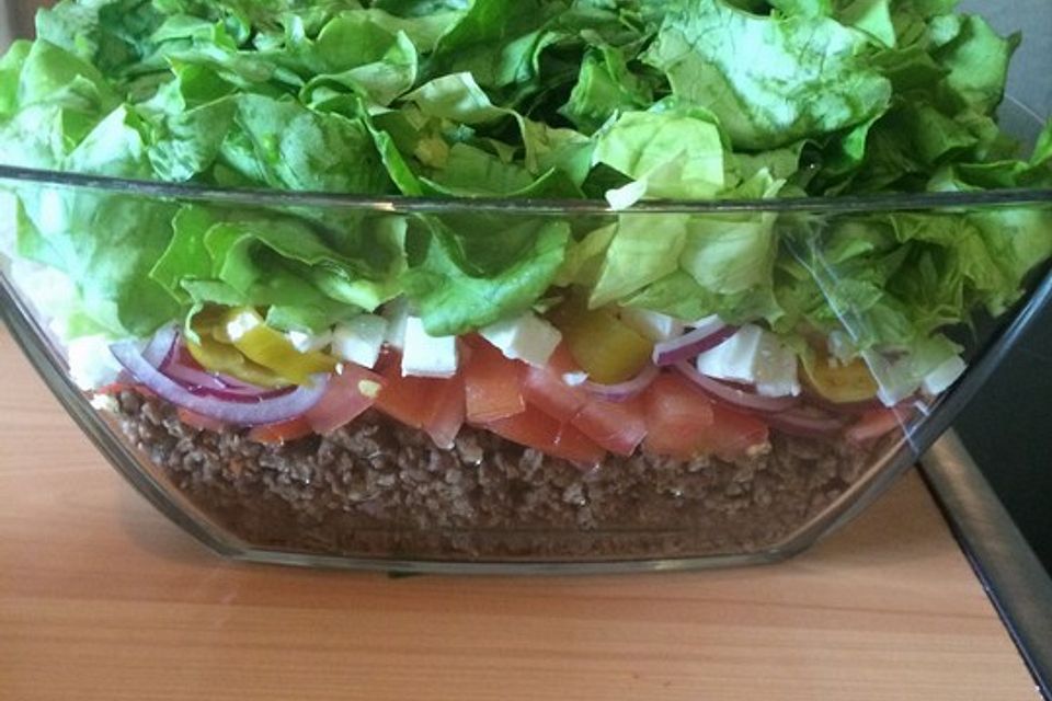 Schichtsalat auf griechisch