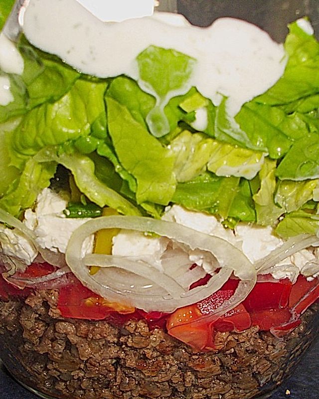 Schichtsalat auf griechisch