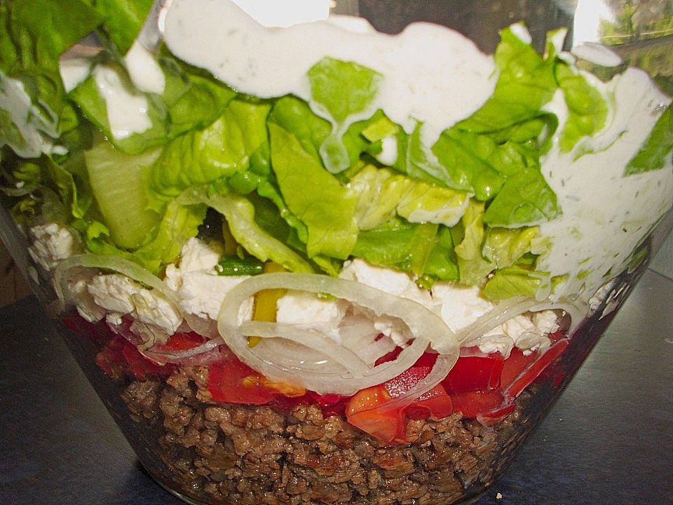 Schichtsalat auf griechisch von Sandraalbert| Chefkoch