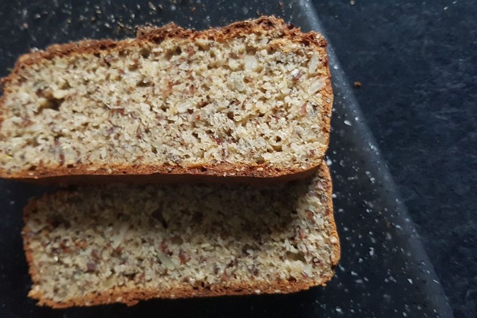 Eiweißbrot mit Knusperkruste II