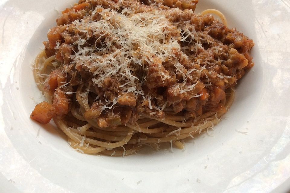 Vegetarische Bolognese mit Grünkernschrot