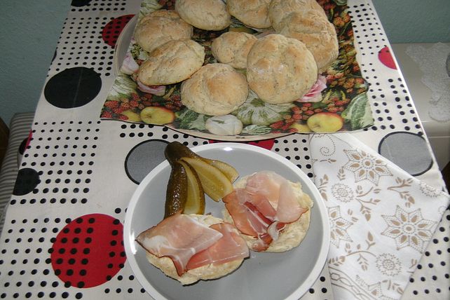 Kartoffel-Zwiebel-Brötchen mit frischer Kresse von Anaid55| Chefkoch