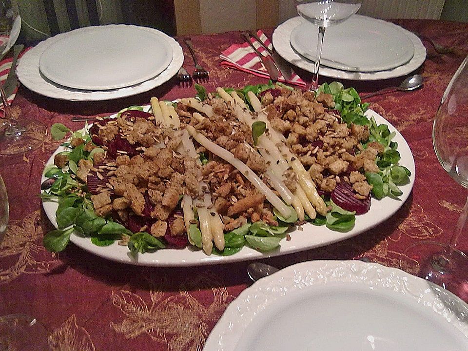 Feldsalat mit frischen Champignons von kochwütiger saarländer| Chefkoch