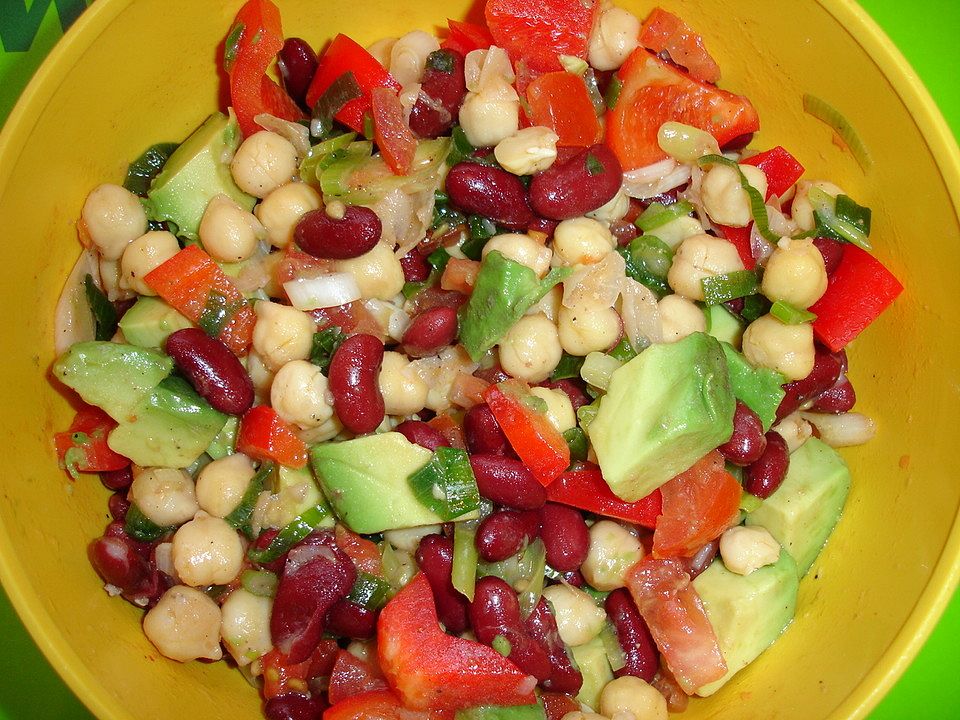 Salat von Kichererbsen und Kidneybohnen mit Avocado von dodith | Chefkoch