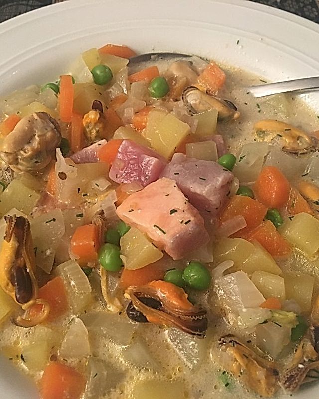 Muschelsuppe mit Edelfischen à la Gräte