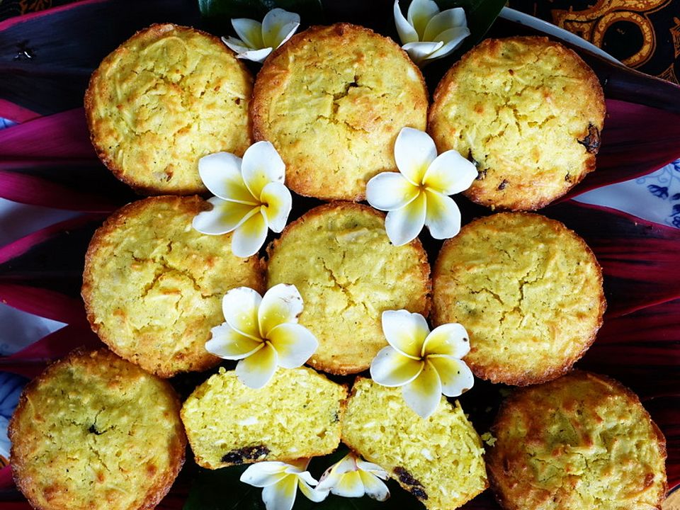 Kokosnuss-Muffins mit Mandeln und Rosinen von dieter_sedlaczek| Chefkoch